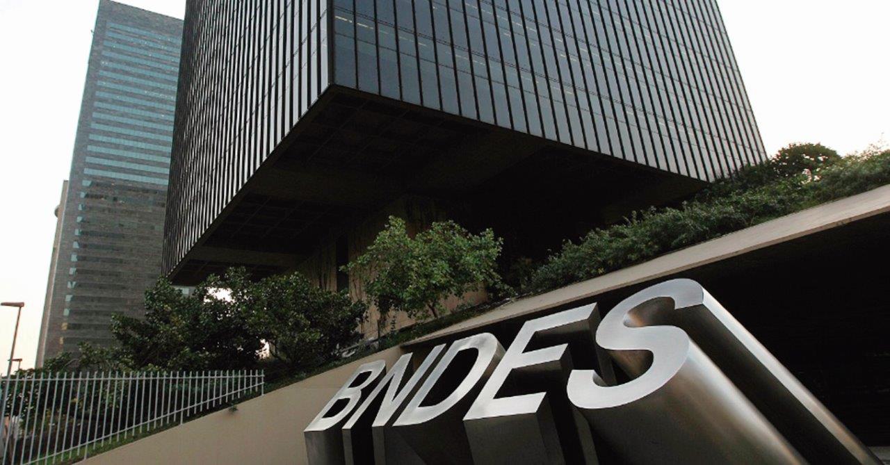 Crédito do BNDES ultrapassa meio trilhão
