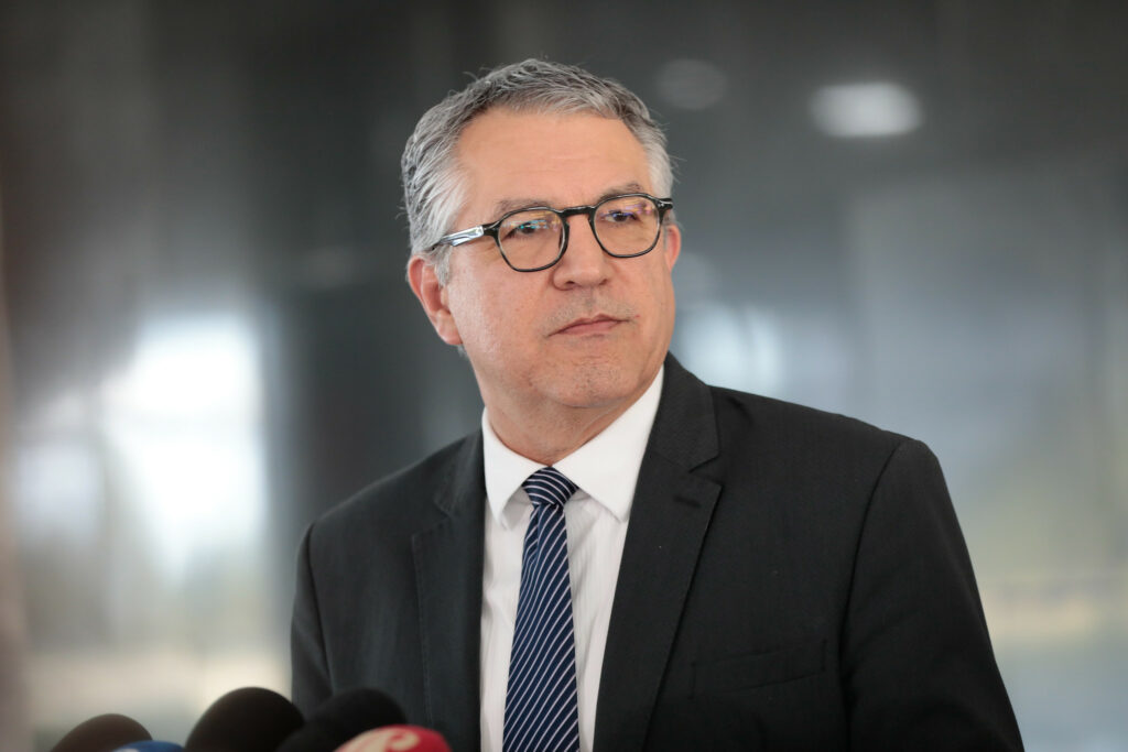Ministro Padilha esta confiante na conclusão da reforma tributária na próxima semana