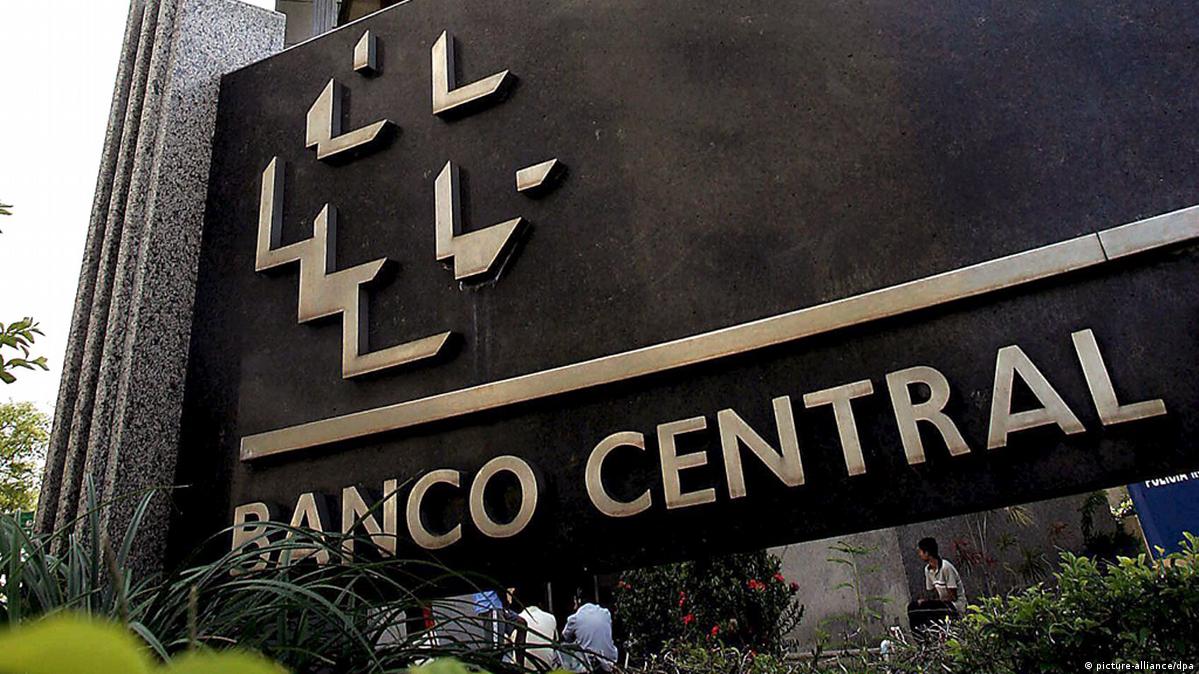Contas públicas têm déficit de R$ 7,3 bilhões em setembro, diz Banco Central