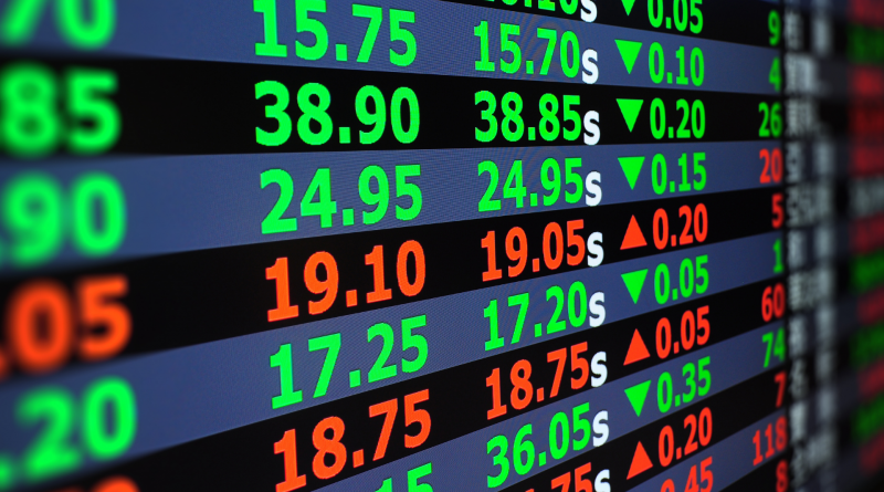 Ibovespa avança impulsionado por Petrobras e com discussões fiscais no radar