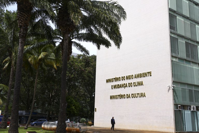 Governo Federal chega a acordo salarial com servidores federais do meio ambiente