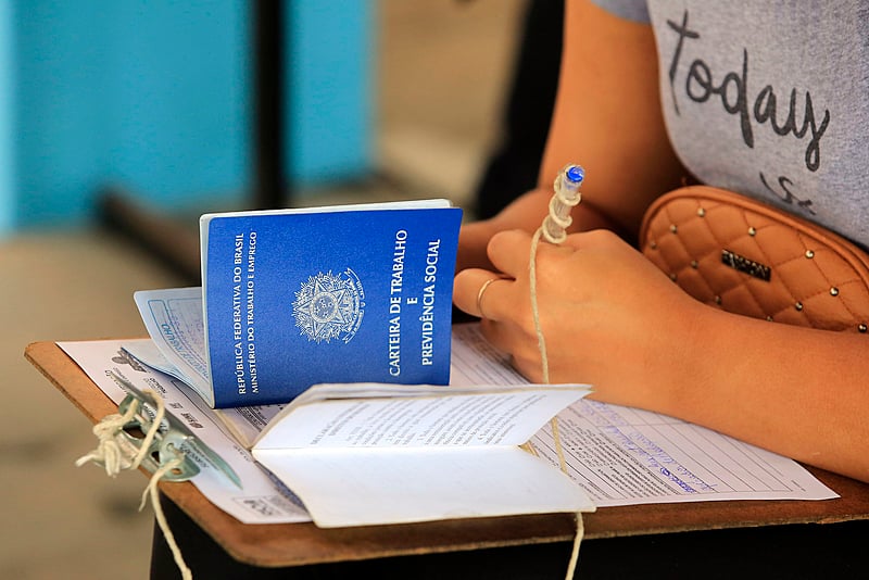 Número de pessoas que pediram demissão bate recorde em 2024