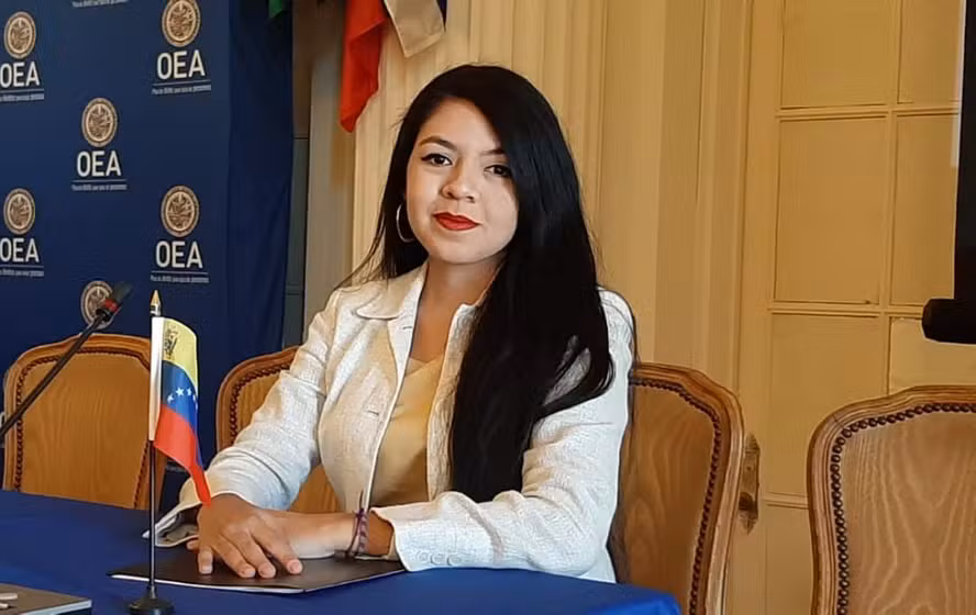 María Oropeza, dirigente da campanha eleitoral de Edmundo González é presa por Maduro