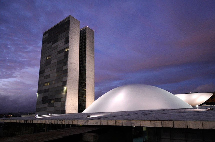Pauta do Senado está trancada por proposta da reforma tributária