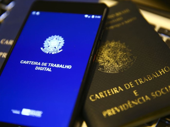 Desemprego no Brasil cai para 6,4% no terceiro trimestre, menor nível desde 2012