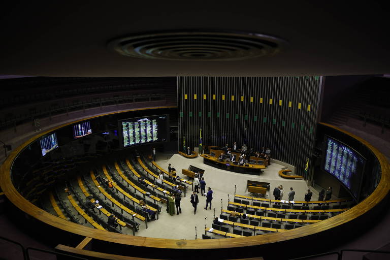 Câmara revoga tributação de previdência privada em heranças na reforma tributária