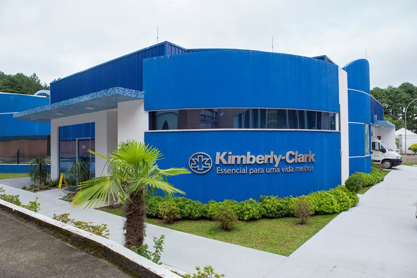 Kimberly-Clark estuda vender divisão internacional de papéis para higiene