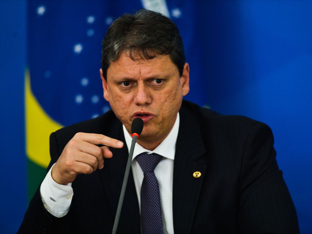 O ministro da Infraestrutura, Tarcísio Gomes de Freitas , durante a coletiva de imprensa no Palácio do Planalto, sobre as ações de enfrentamento no combate ao coronavírus