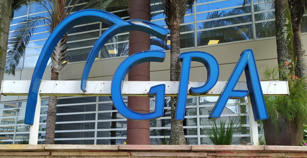 GPA (PCAR3) dispara mais de 20% após Tanure montar posição na varejista