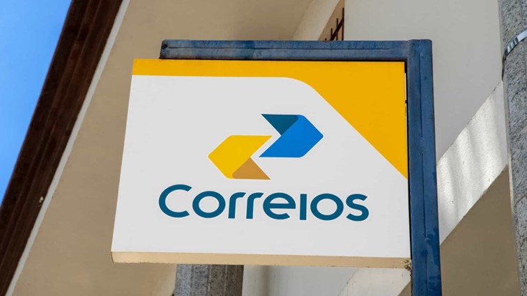 Consumidores podem negociar dívidas com até 99% de desconto em agências dos Correios