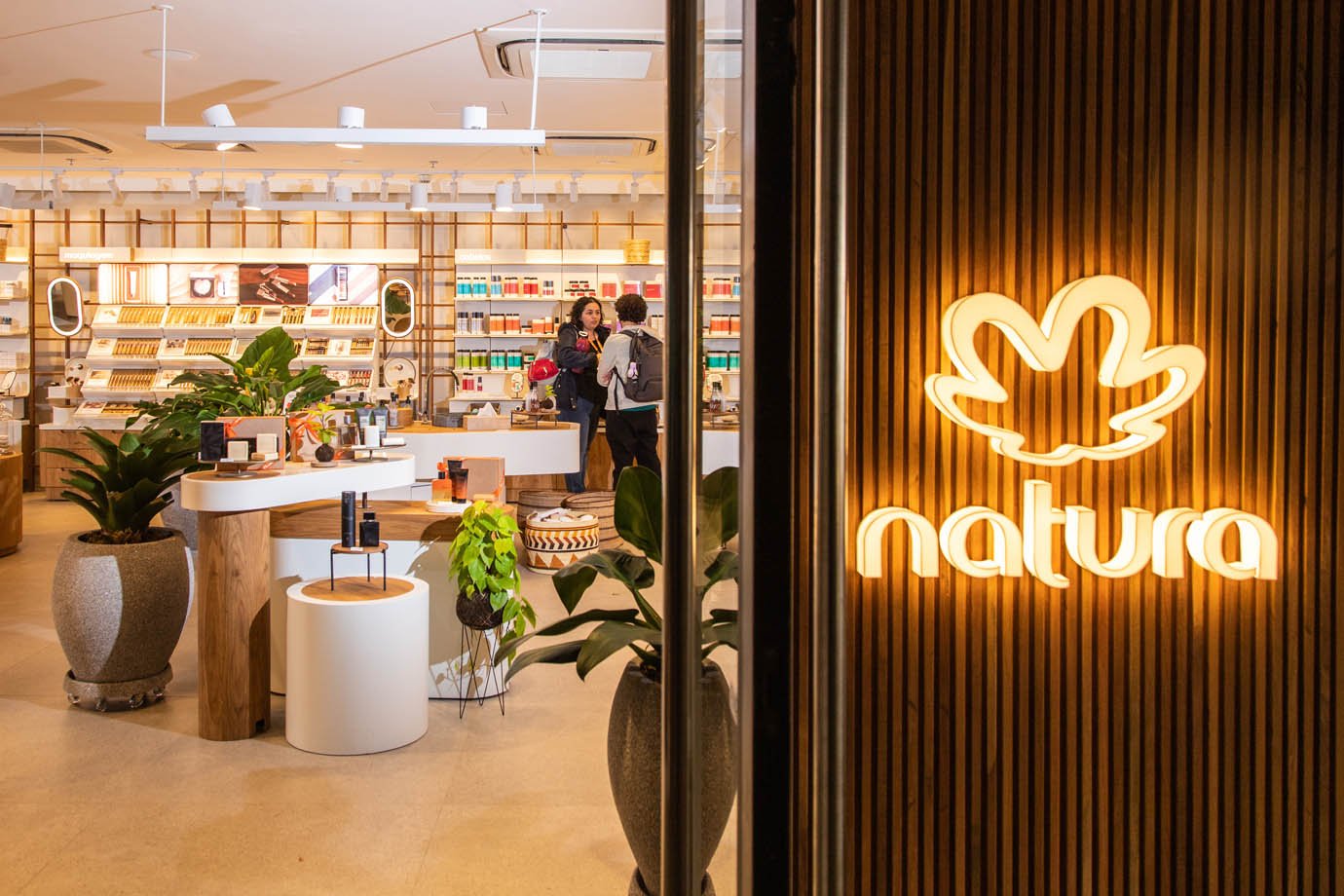 Natura&Co tem prejuízo de R$ 6,7 bi no 3º tri