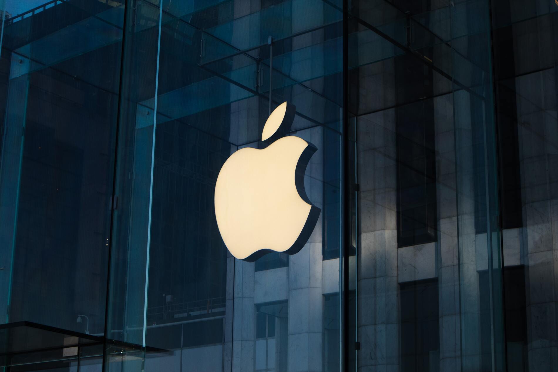 Apple alerta a investidores que novos produtos podem não ser tão lucrativos quanto o iPhone