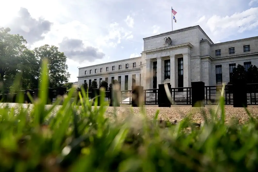 Fed sinaliza abordagem mais ‘gradual’ para cortar juros, mostra ata