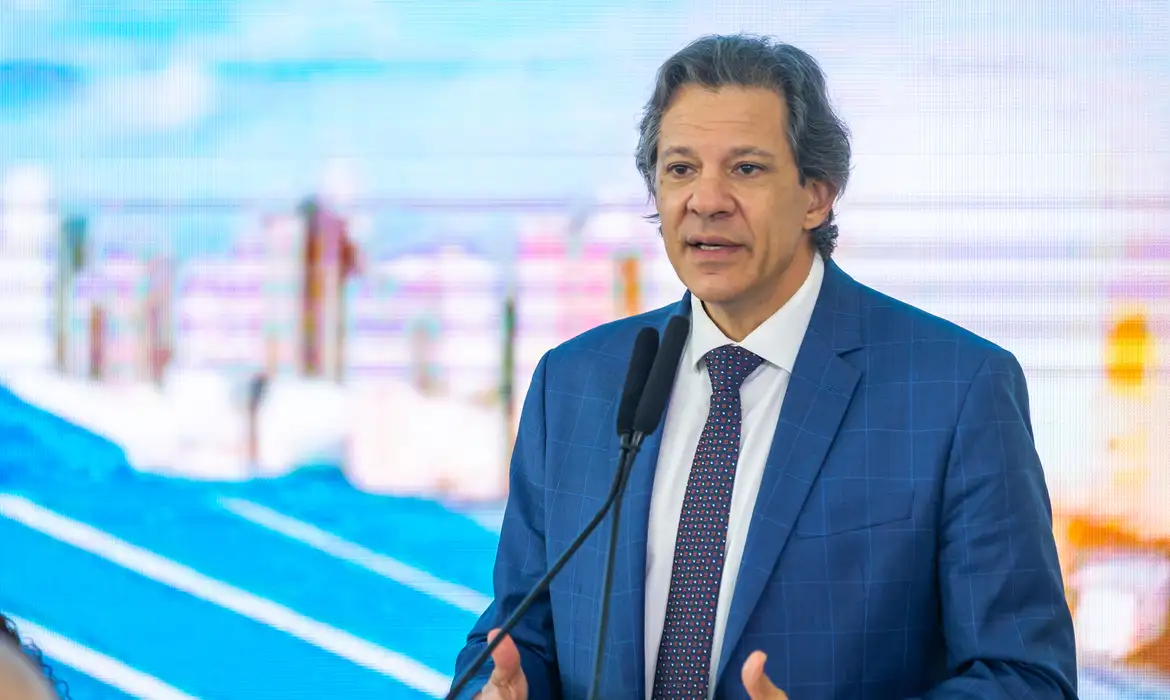 Governo anuncia bloqueio de R$ 5 bilhões do orçamento nesta sexta
