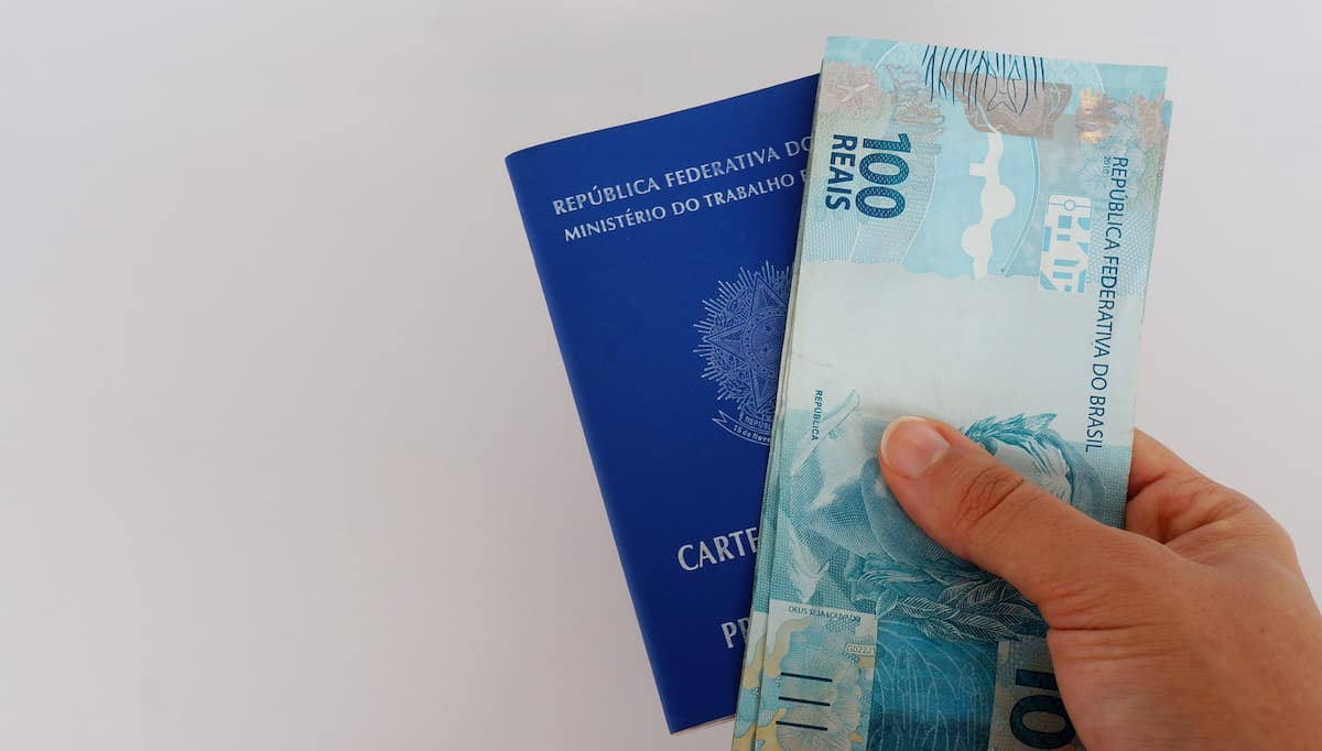 Salário mínimo: Governo anuncia reajuste para R$ 1.711,69