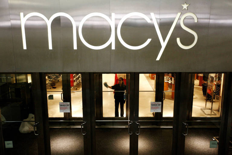 Funcionário ‘esconde’ US$ 154 milhões em despesas e leva Macy’s a adiar balanço
