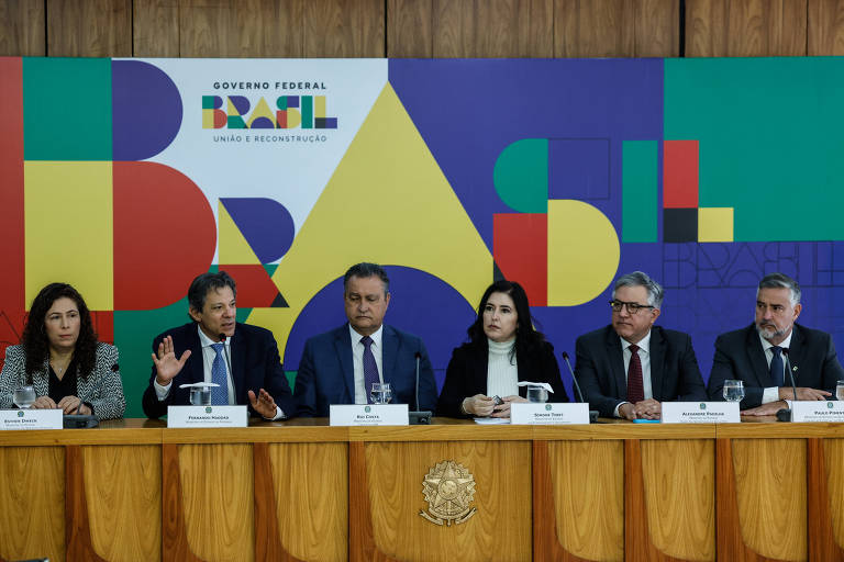 Economia do pacote de corte de gastos pode subir para R$ 80 bi em 2 anos, dizem técnicos