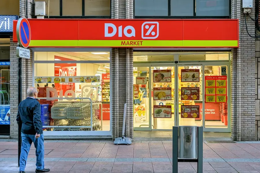 Nelson Tanure assume controle da rede de supermercados Dia no Brasil, diz jornal