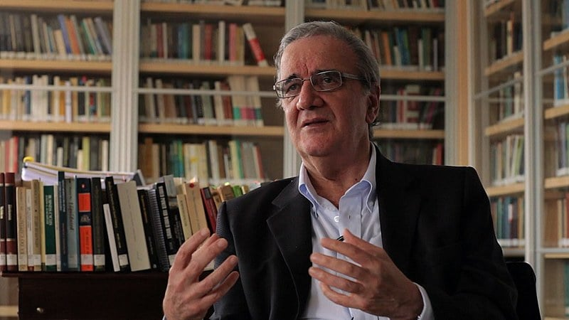 Galípolo não vai ‘chutar o balde’ e é o nome certo para comandar o Banco Central, diz Belluzzo