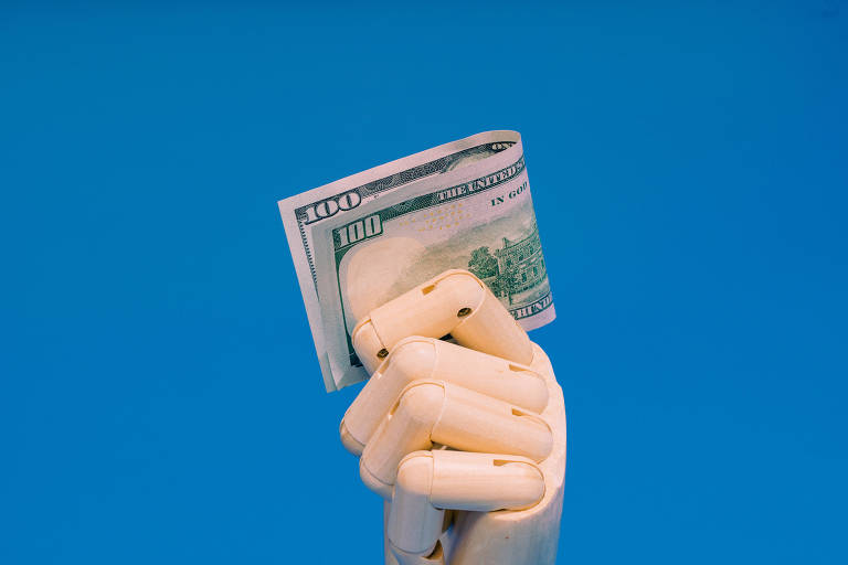 BC vende US$ 1,27 bilhão em novo leilão extra após disparada do dólar