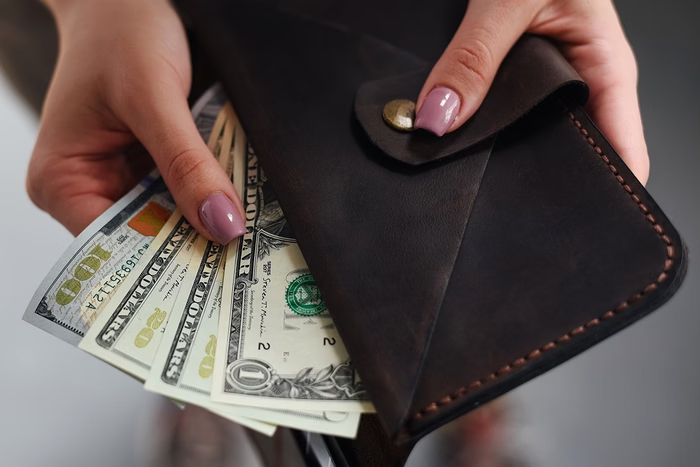À espera do pacote fiscal, dólar vai a R$ 6,29 após novo leilão do BC