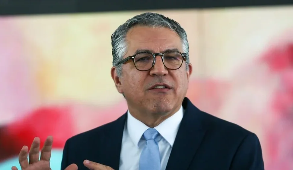 Temos expectativa de normalização do câmbio, diz Padilha 