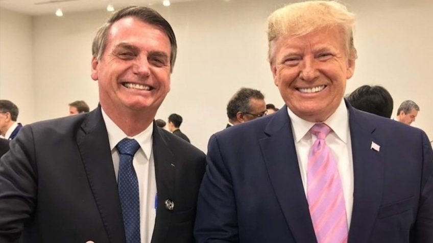 Trump convida Jair Bolsonaro para ir à posse em Washington