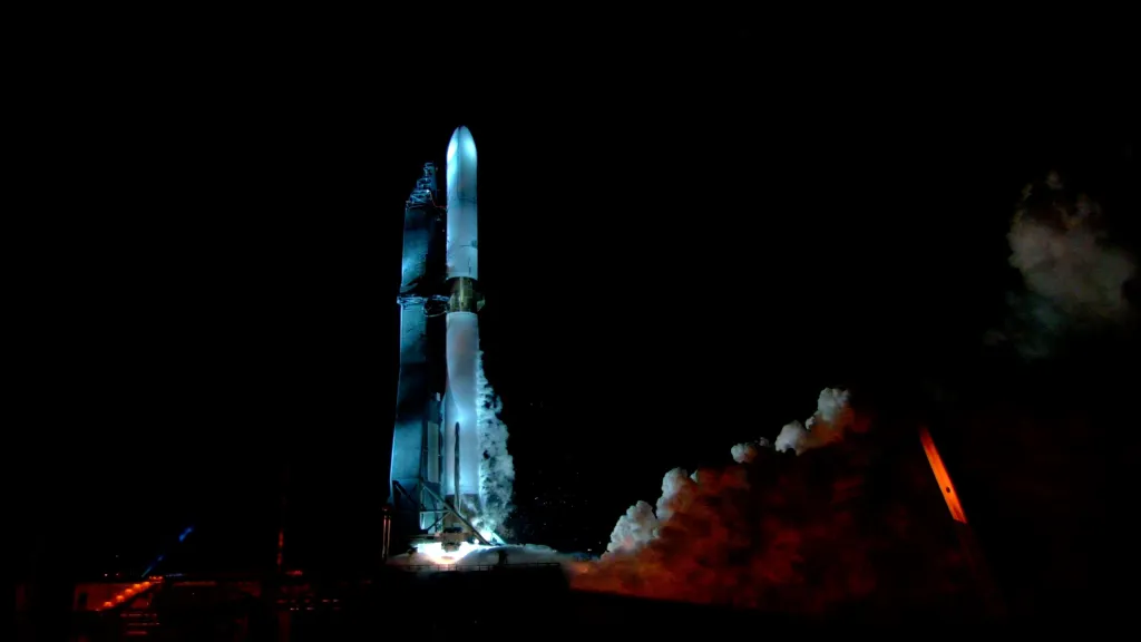 Blue Origin desiste de tentar lançar New Glenn, foguete mais poderoso da empresa