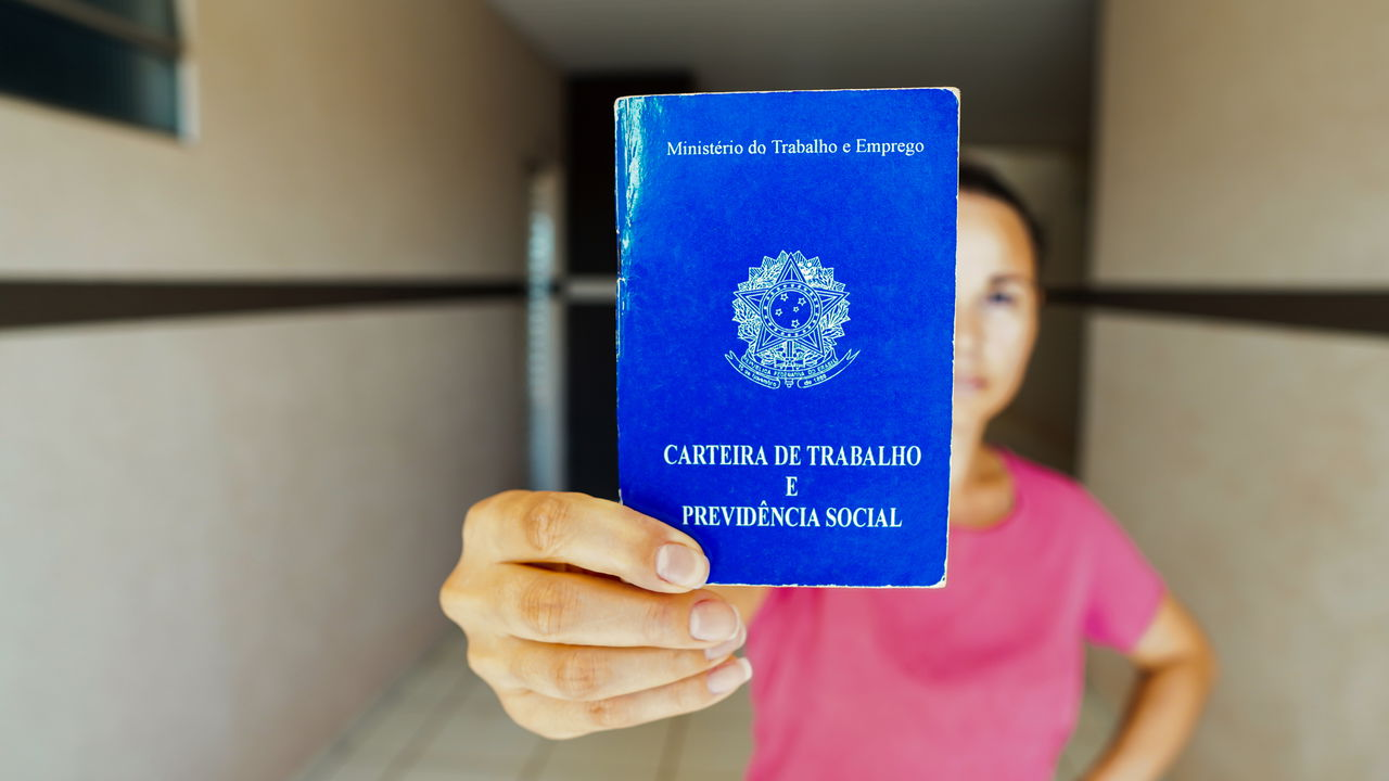 Calendário PIS 2025: R$ 1.518 liberado para quem trabalhou com carteira assinada em 2023
