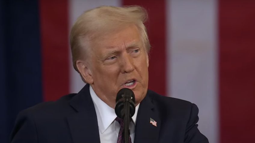 Trump anuncia acordo comercial com Reino Unido