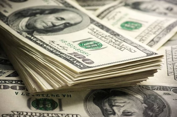 Dólar deve cair mais e preço justo da moeda é perto de R$ 5, diz Volpon