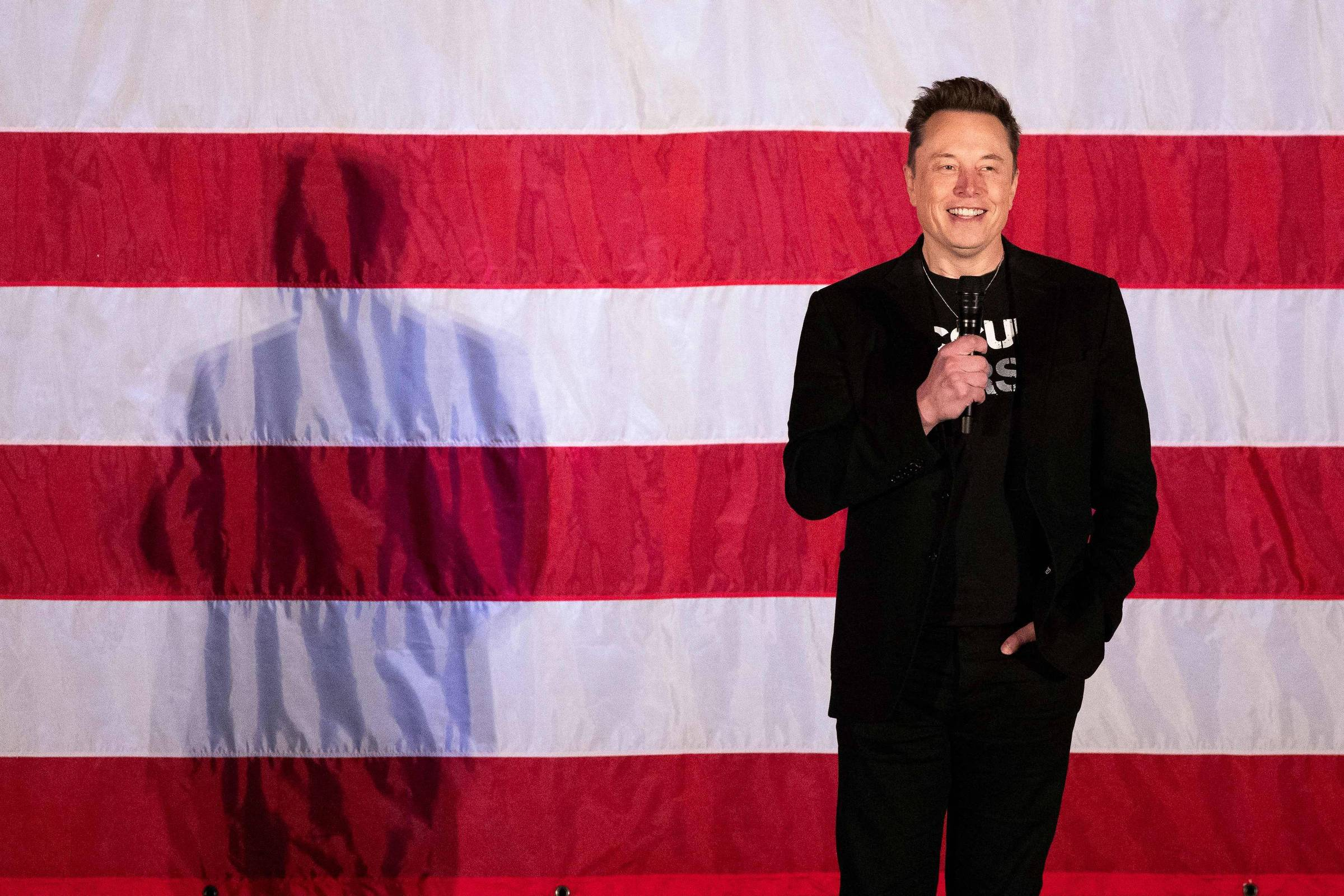 ‘Não está à venda’, rebate fundador da Wikipédia após ataque de Elon Musk