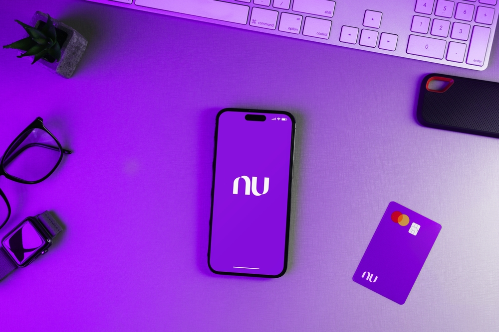 Nubank passa Itaú em número de clientes e já é o terceiro maior banco do Brasil