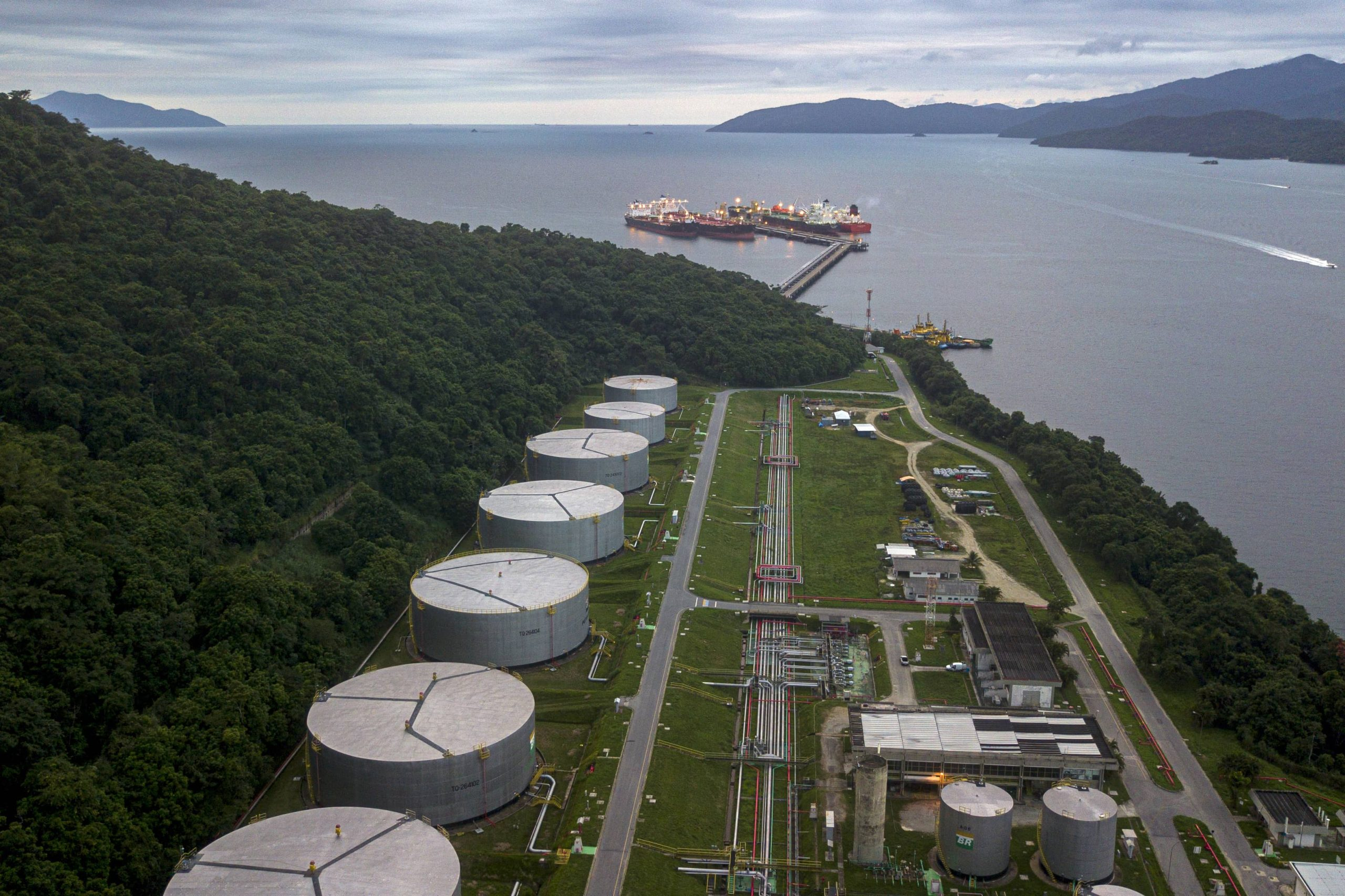 Exportações brasileiras de petróleo superam soja pela primeira vez em mais de 10 anos
