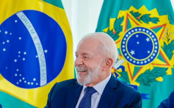 Lula é desaprovado por 53% das mulheres e 64% dos jovens, diz Quaest