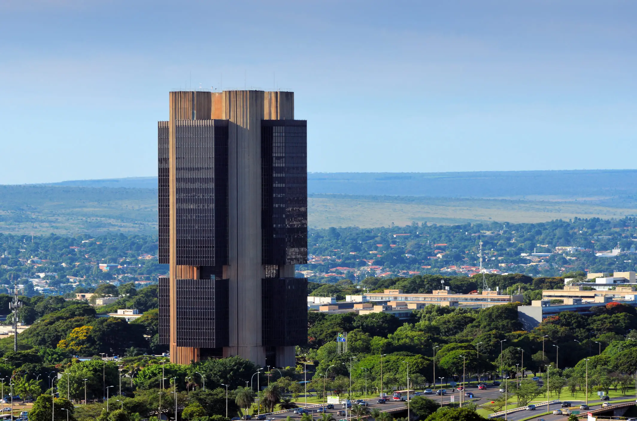 Focus: mercado corta projeção de inflação pela 4ª vez e vê Selic a 15% no fim do ano