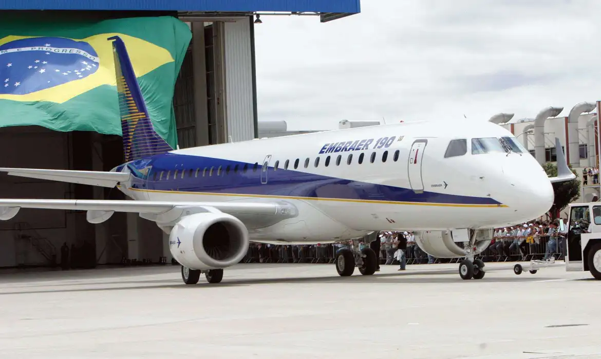 Embraer oficializa venda de 20 jatos para empresa japonesa