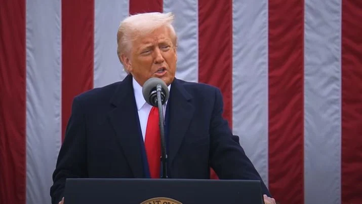 Bolsas globais registram alta e ações de tecnologia disparam após anúncio de Trump