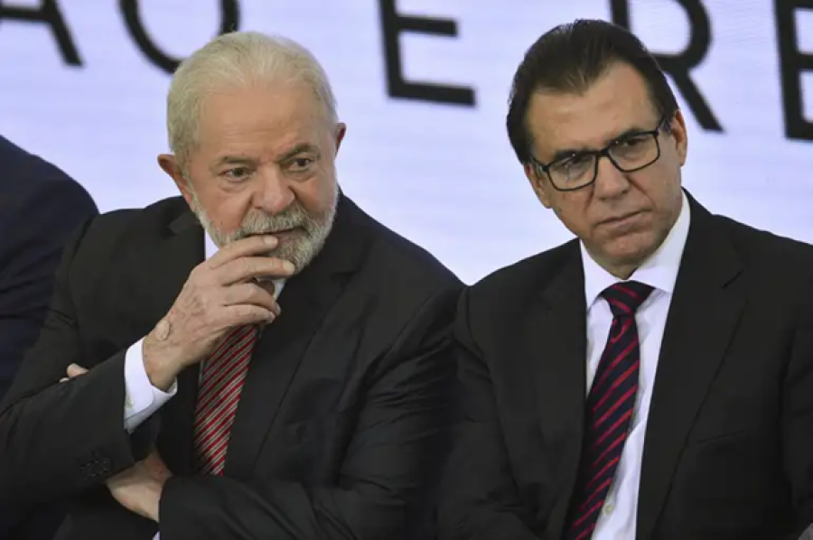 Governo Lula considera substituir vale-refeição por repasse via Pix ao trabalhador