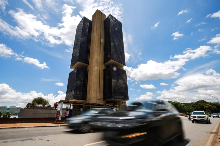 Mercado reduz projeção para inflação deste ano para 5,55%, diz Focus