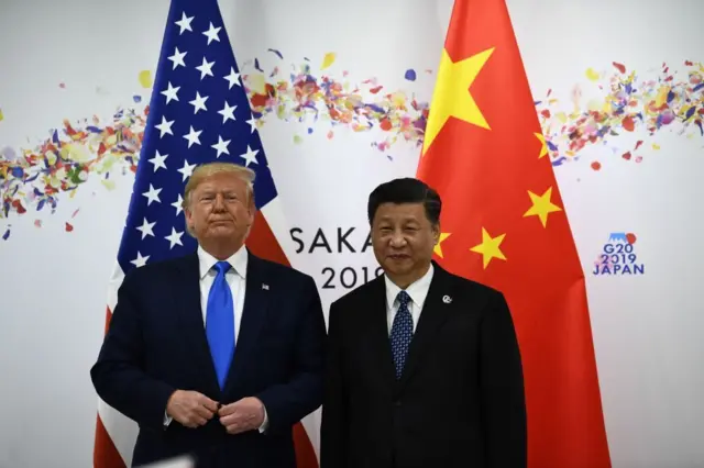 Início da rivalidade entre EUA e China intensificada pela guerra comercial de Trump