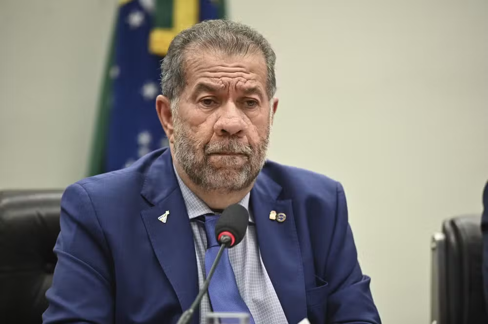 Governo até aprova a fala de Lupi no Congresso, mas avalia que tom duro veio tarde e teme ‘CPI do INSS’