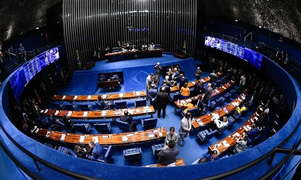 Senado vota nesta terça-feira Lei da Reciprocidade Econômica, em resposta a medidas de Trump