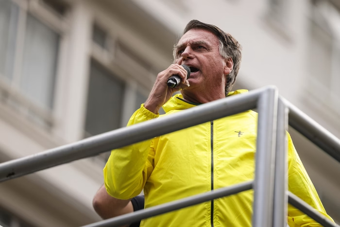 Datafolha: 52% defendem prisão de Bolsonaro por tentativa de golpe
