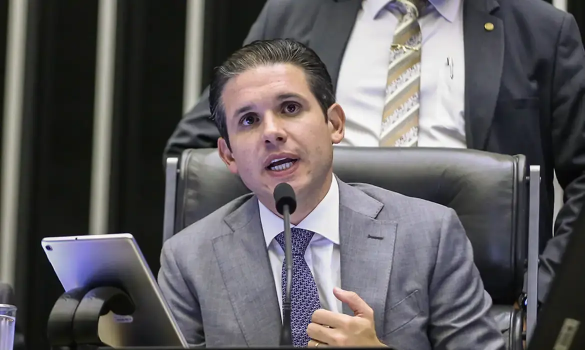 PEC da Segurança “será pauta prioritária” na Câmara, diz Hugo Motta