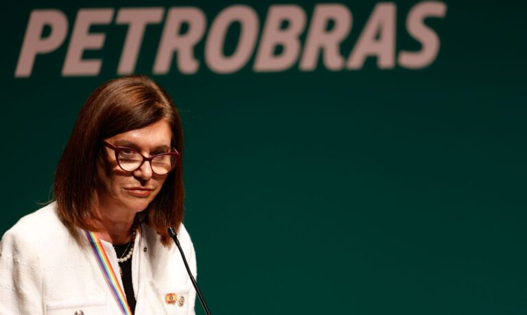 Hora de ‘apertar os cintos’, diz CEO da Petrobras: o que isso indica para as ações