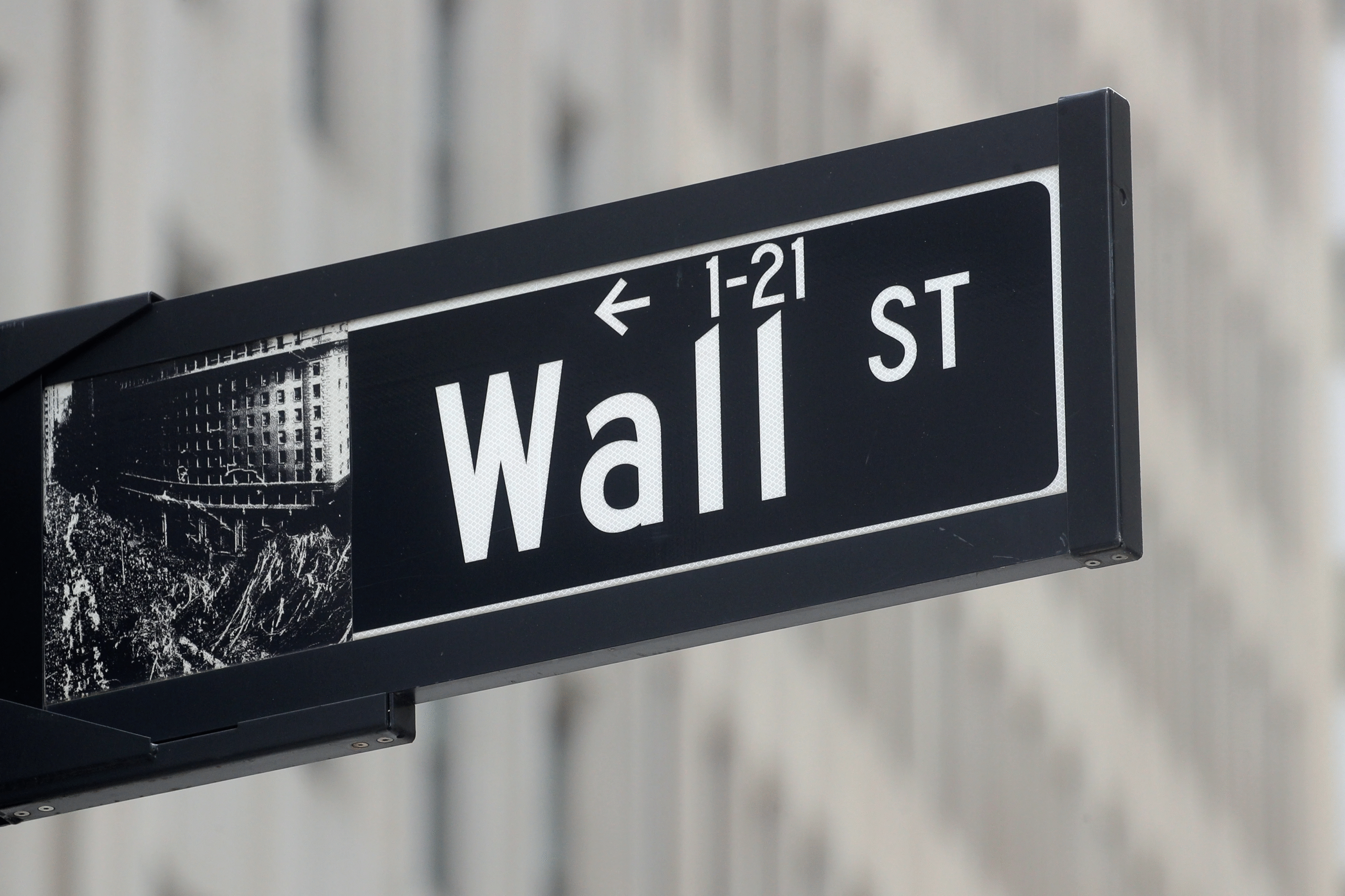 Wall Street oscila e aponta ganhos semanais com otimismo no comércio