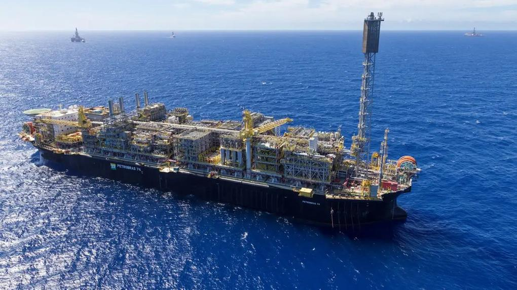 Ibama aprova plano da Petrobras que permite exploração de petróleo na Foz do Amazonas