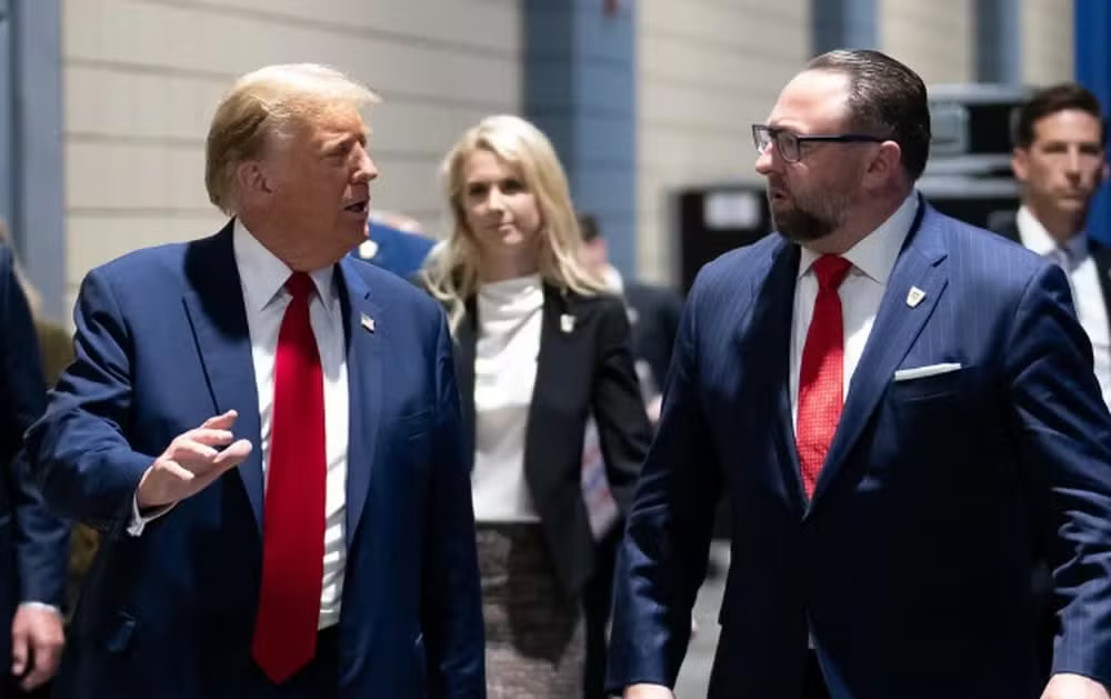 ‘Olá, Alexandre’: após EUA restringirem visto para autoridades estrangeiras, ex-assessor de Trump marca Moraes nas redes