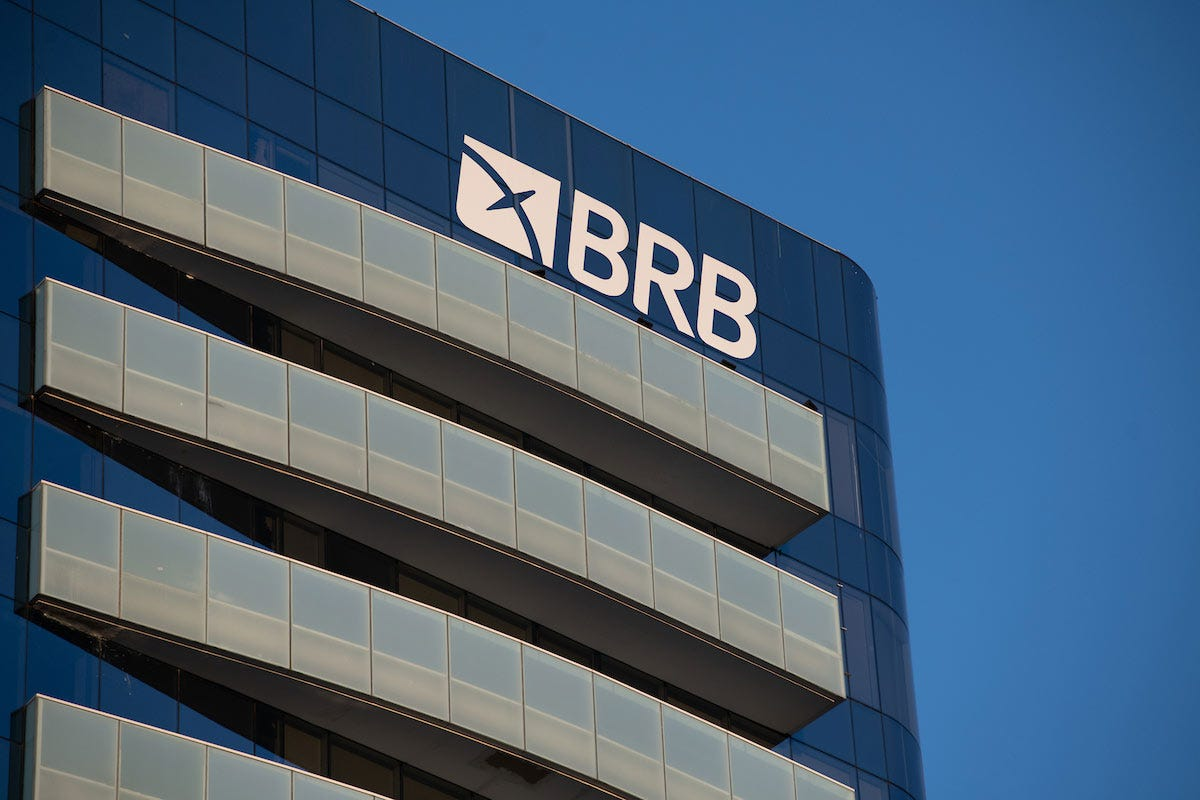 Justiça barra assinatura da compra do Banco Master pelo BRB